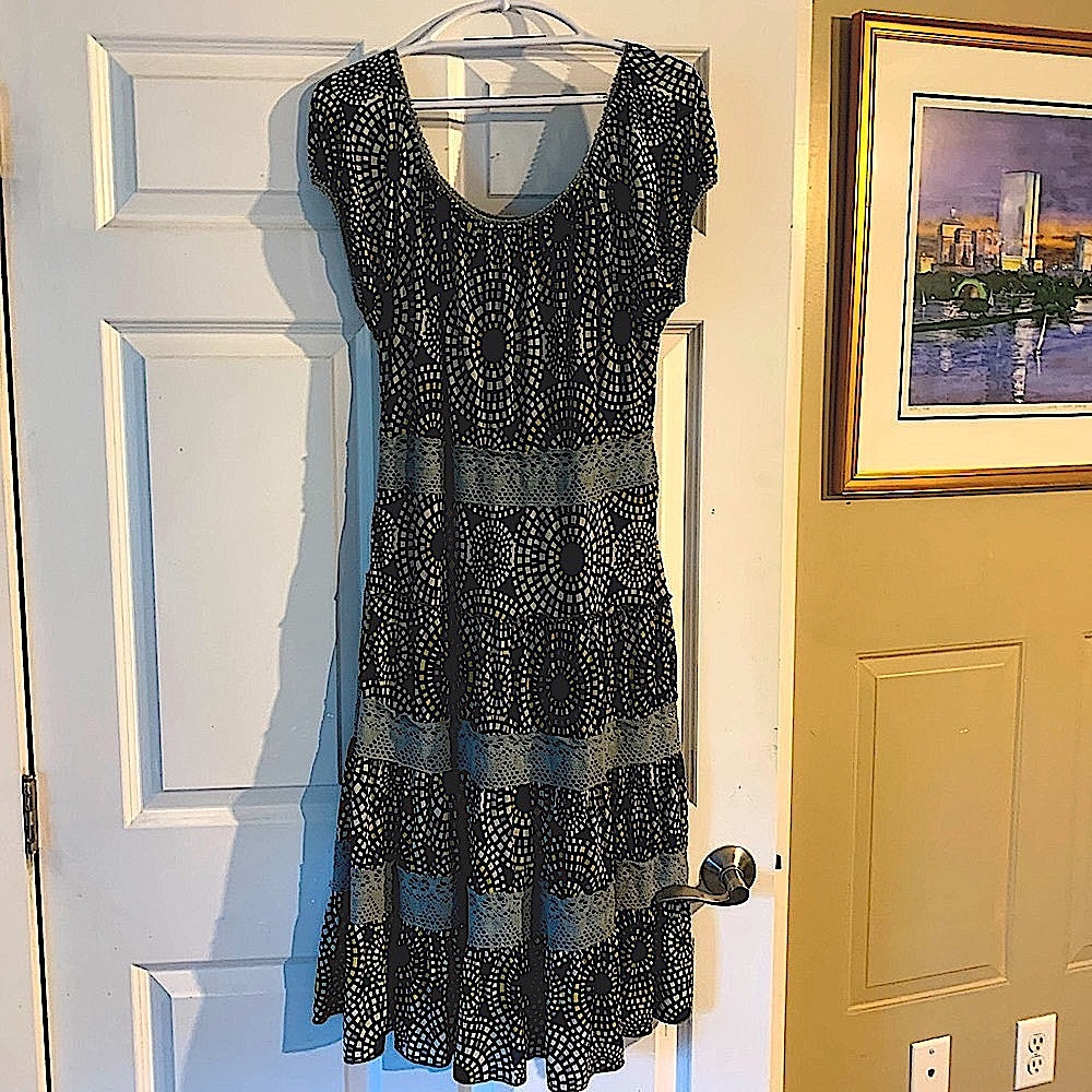 Zashi Abstract & Lace Dress - M
